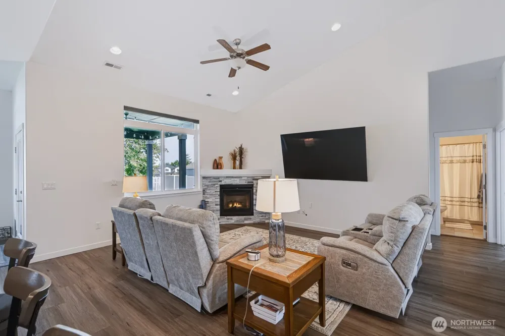312 Sandcastle Court NE Moses Lake, WA 98837