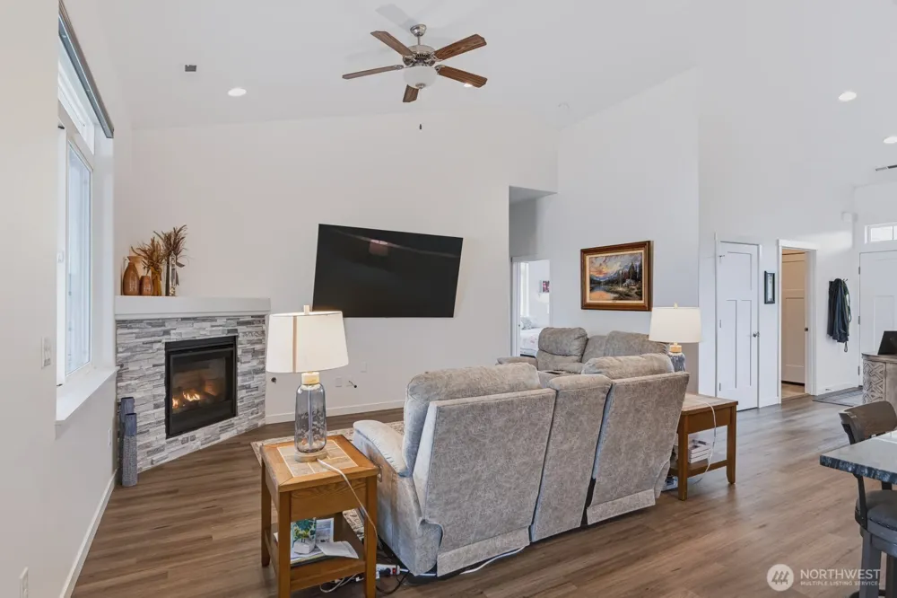 312 Sandcastle Court NE Moses Lake, WA 98837