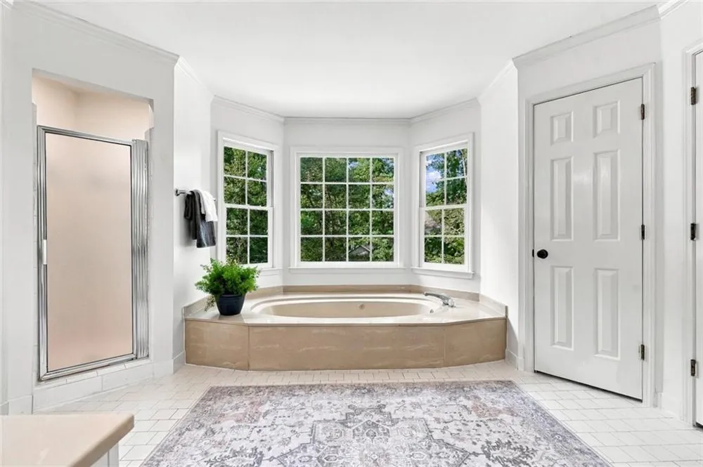 325 Cantlegate Close Johns Creek, GA 30022