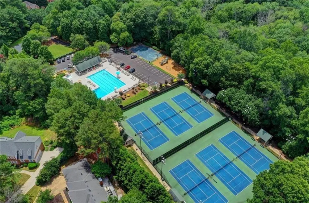 325 Cantlegate Close Johns Creek, GA 30022