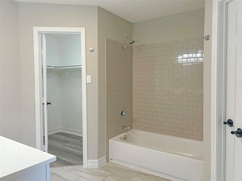 3801 Misty Cove Court Dickinson, TX 77539
