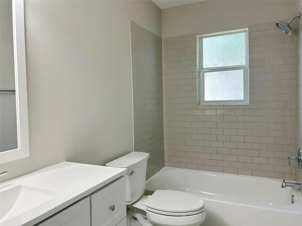 3801 Misty Cove Court Dickinson, TX 77539