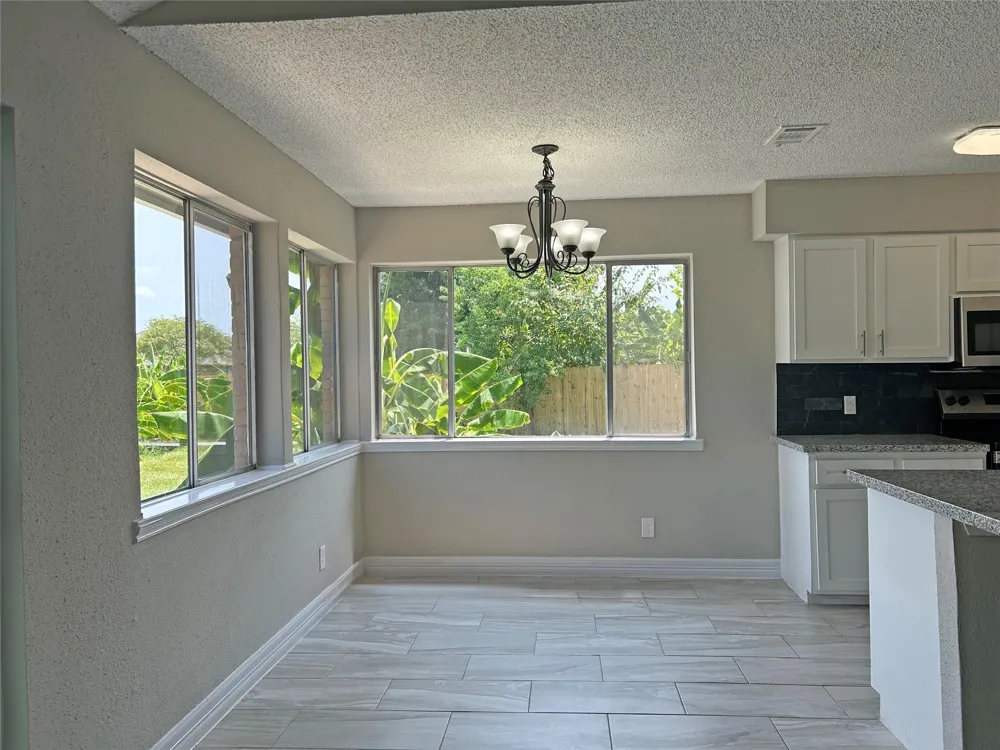 3801 Misty Cove Court Dickinson, TX 77539