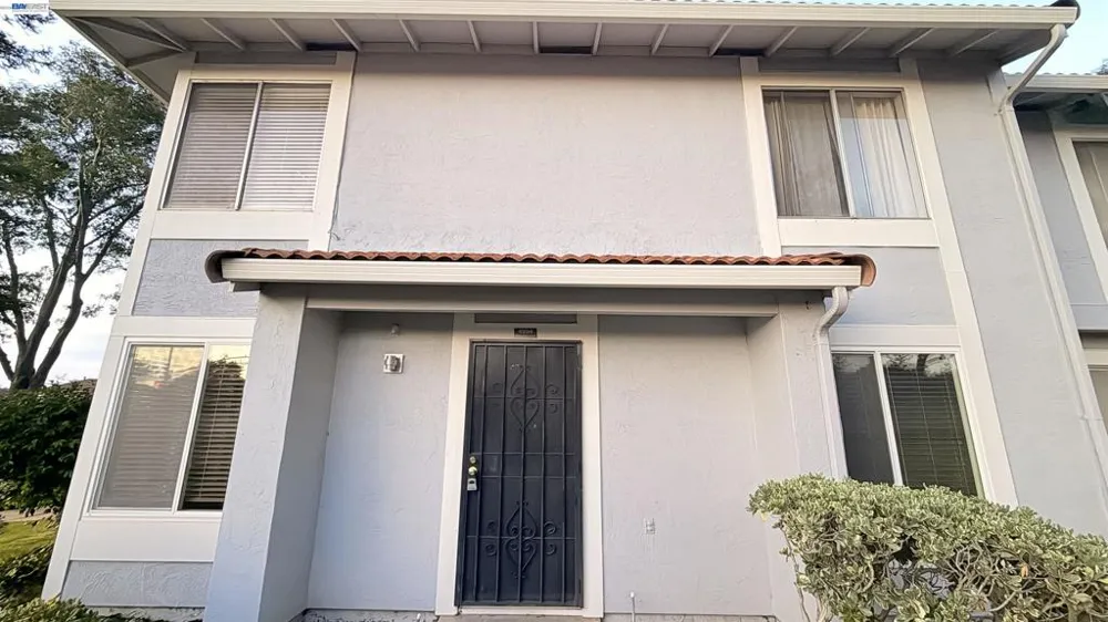 4994 Bridgepointe Pl Union City, CA 94587