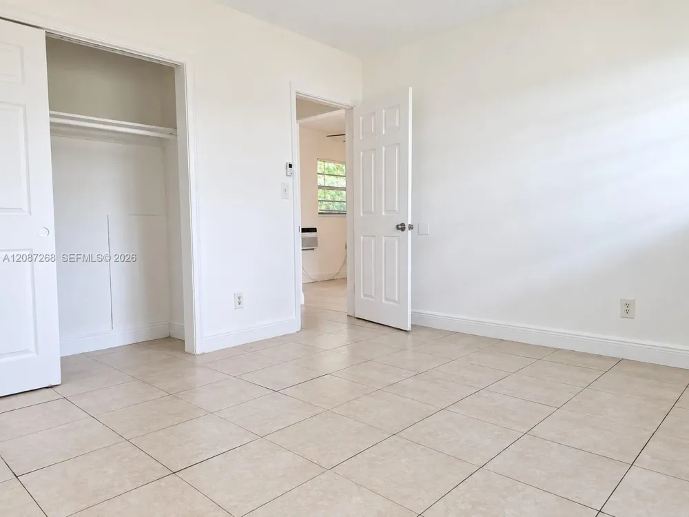 2206 Fillmore St #8 Hollywood, FL 33020