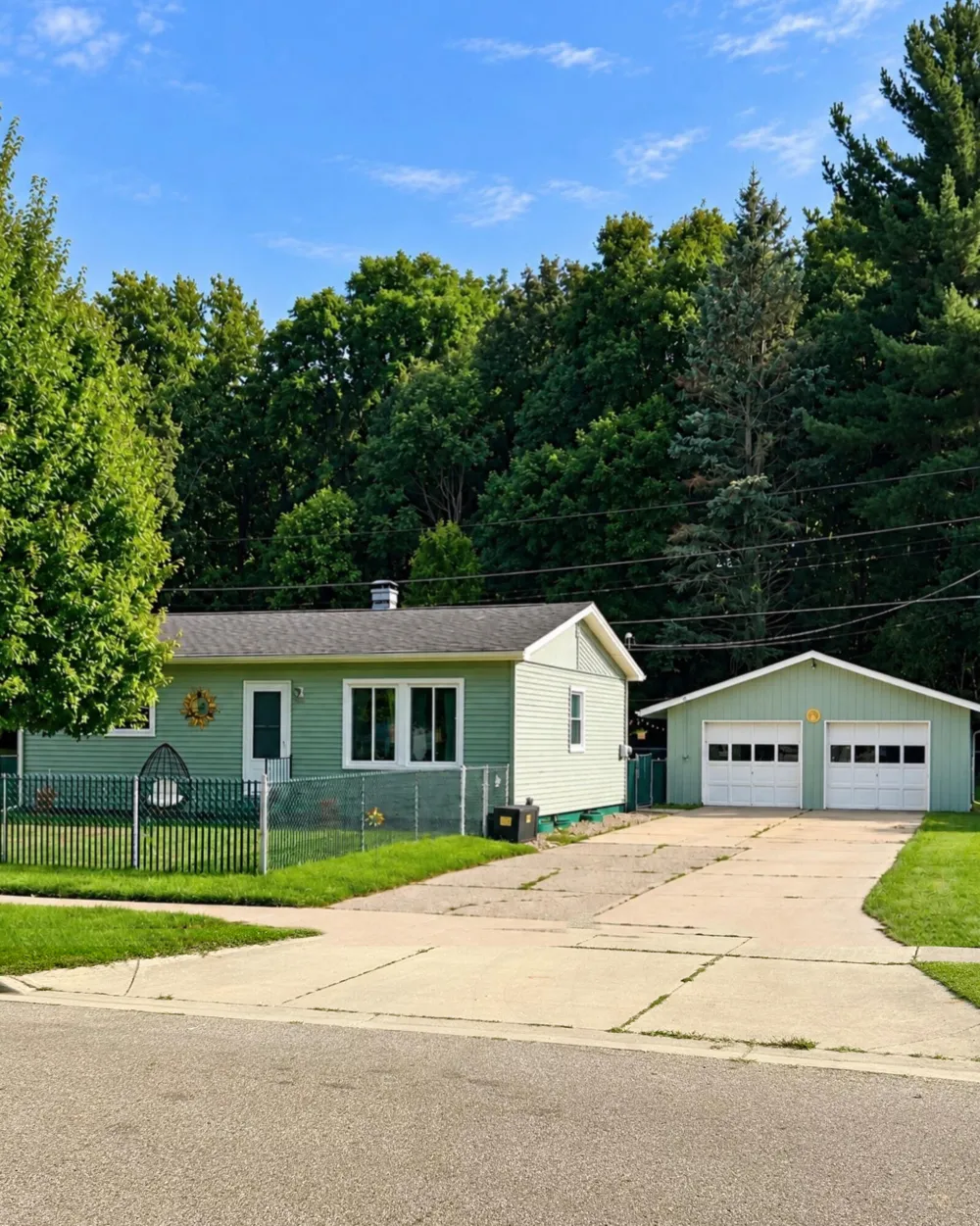 380 Cherry Street Coloma, MI 49038