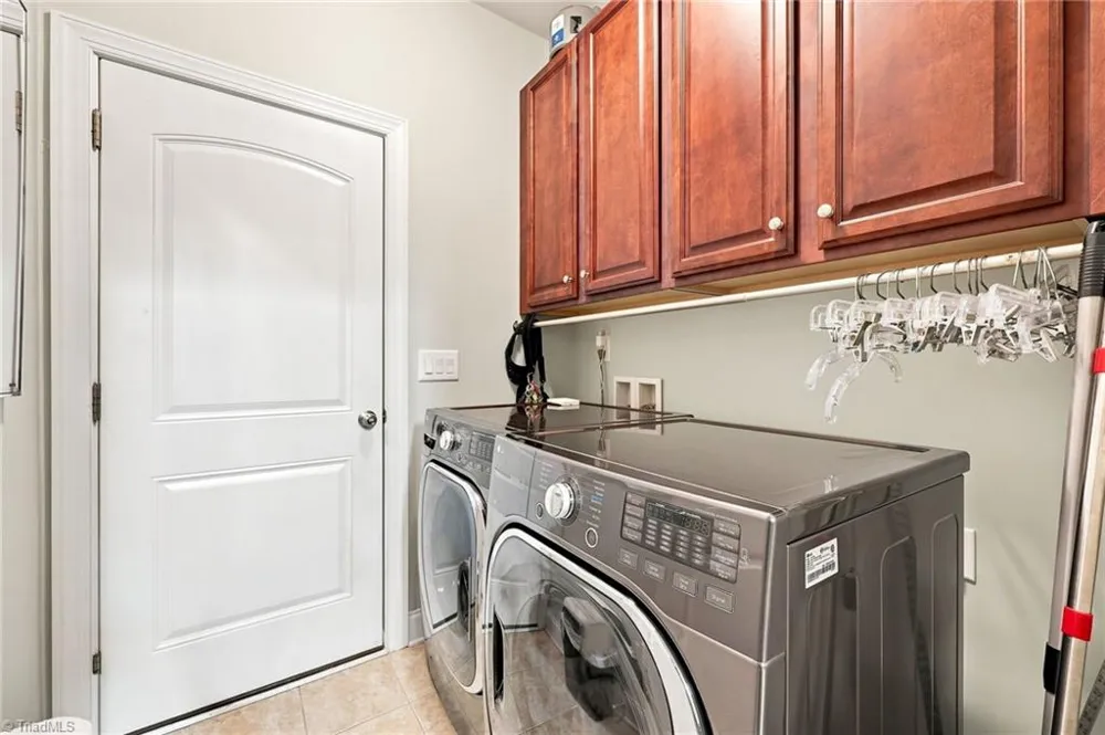 1131 Heritage Path Lane Winston-Salem, NC 27103