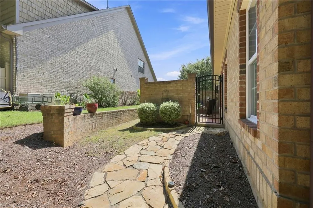 1131 Heritage Path Lane Winston-Salem, NC 27103