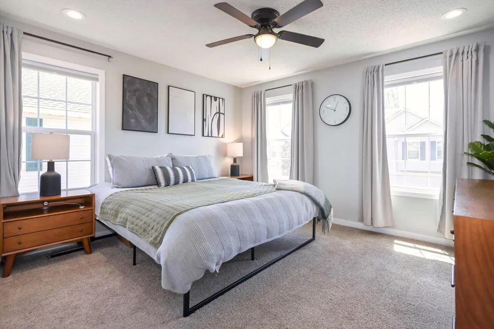 7378 Windsor Drive Shakopee, MN 55379