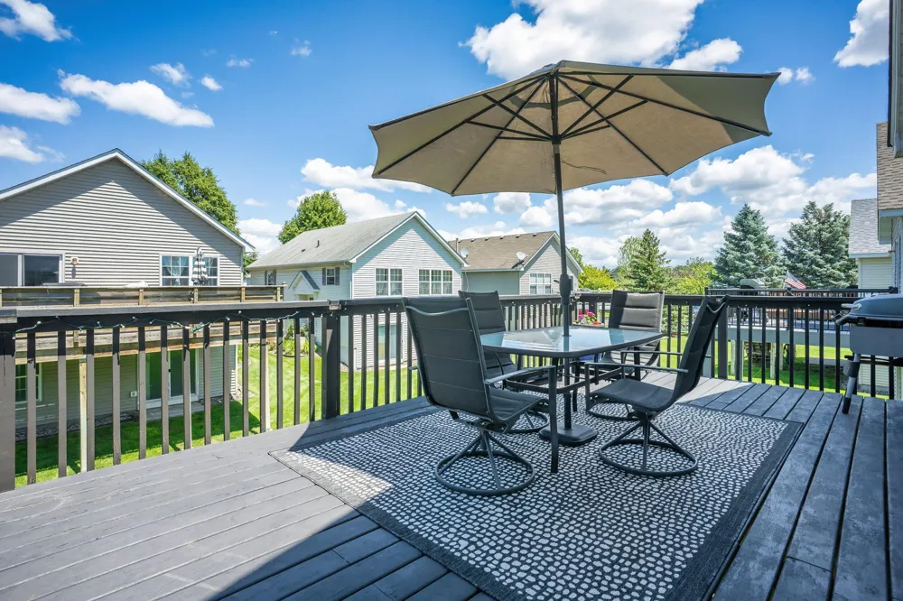 7378 Windsor Drive Shakopee, MN 55379