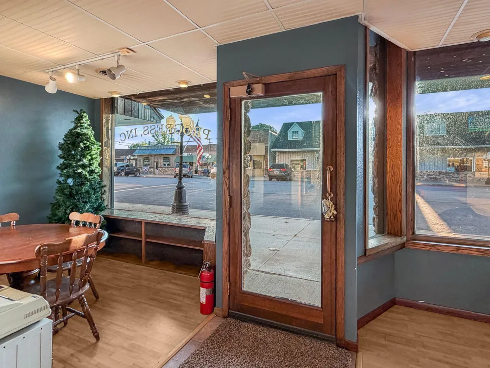 825 Main Street Edgerton, MN 56128