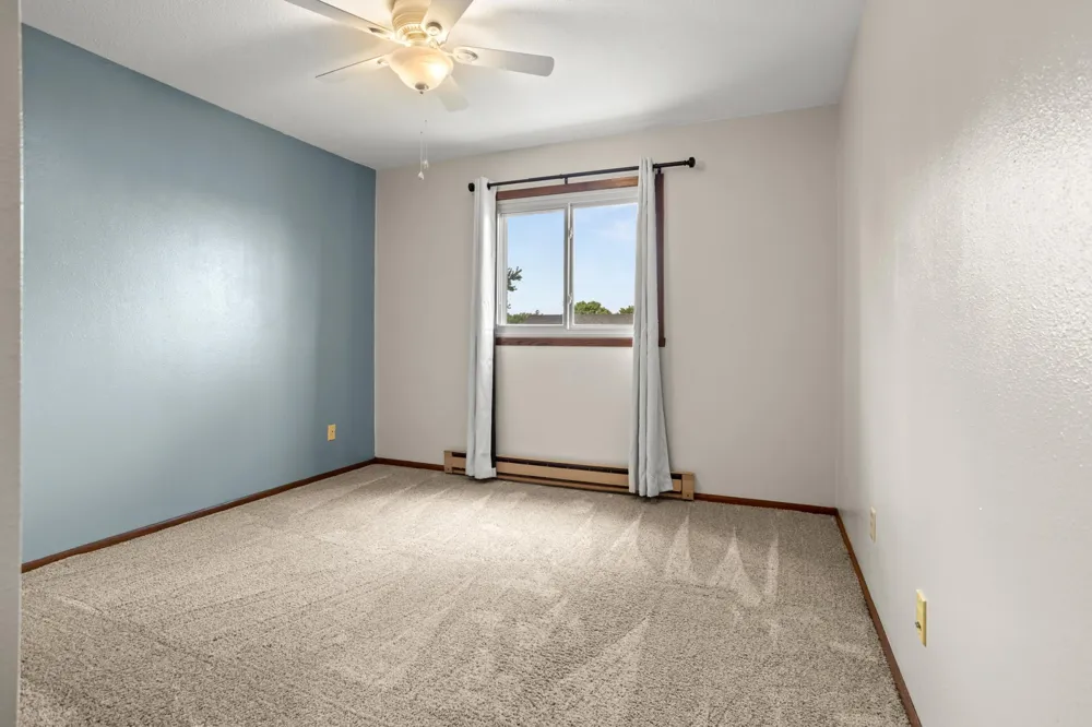 2308 18th Street S #H Fargo, ND 58103