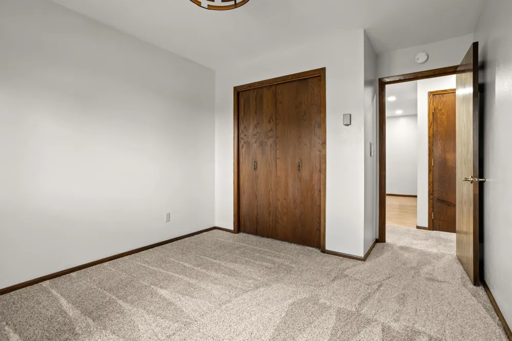 2308 18th Street S #H Fargo, ND 58103