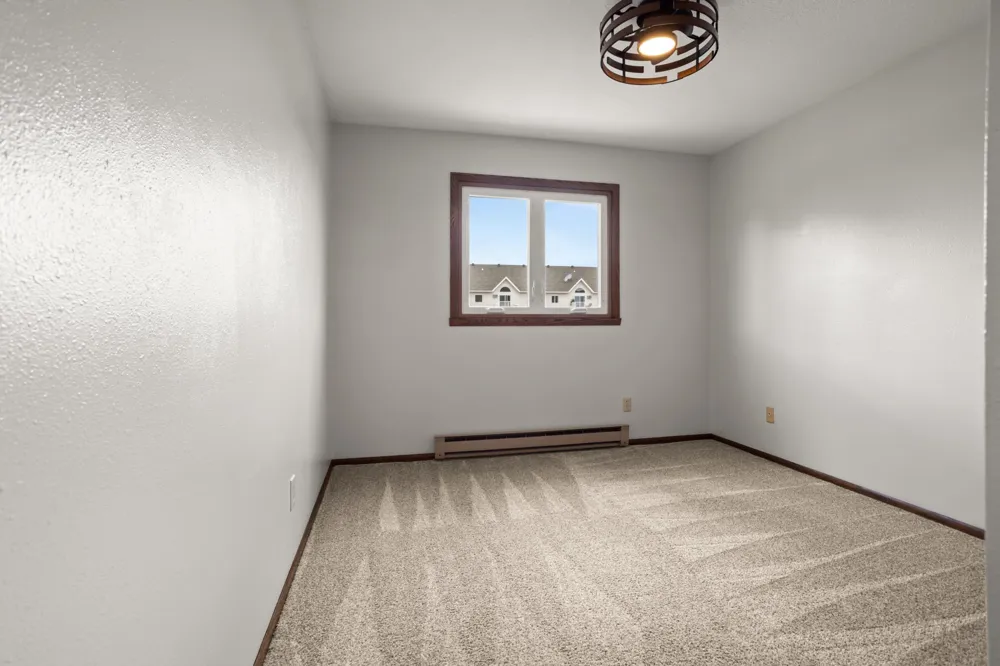 2308 18th Street S #H Fargo, ND 58103