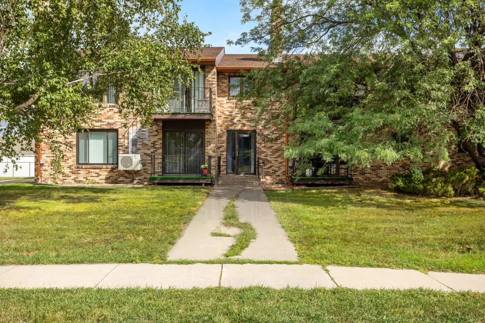 2308 18th Street S #H Fargo, ND 58103
