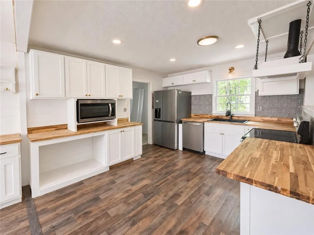 310 Cavalier Road Athens, GA 30606