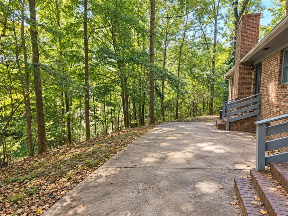 310 Cavalier Road Athens, GA 30606