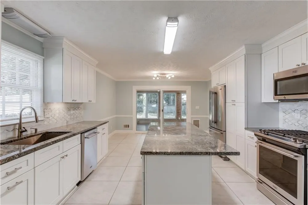 291 Shore Drive Suwanee, GA 30024