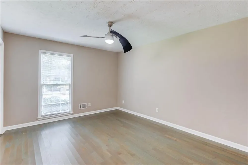 291 Shore Drive Suwanee, GA 30024