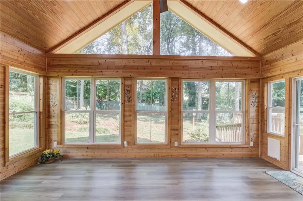 291 Shore Drive Suwanee, GA 30024