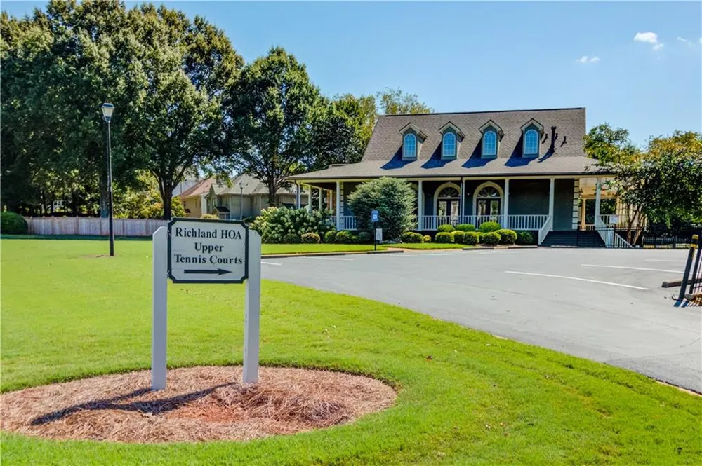 291 Shore Drive Suwanee, GA 30024
