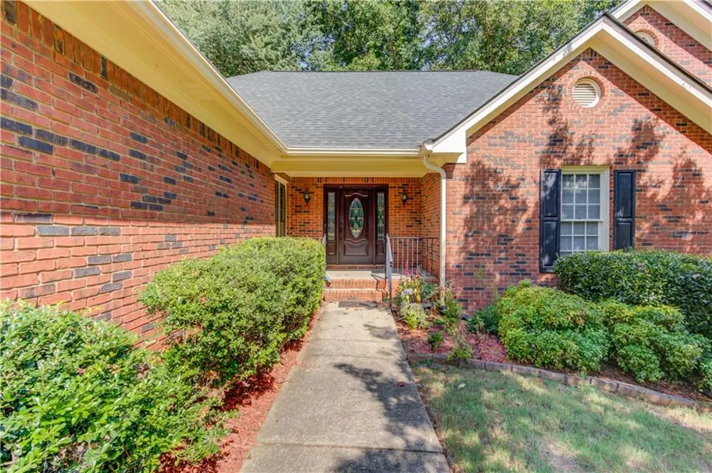291 Shore Drive Suwanee, GA 30024