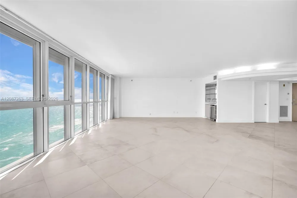 16485 Collins Ave #2136 Sunny Isles Beach, FL 33160