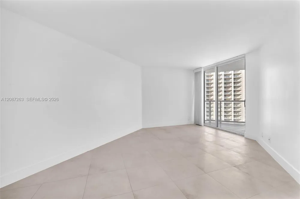 16485 Collins Ave #2136 Sunny Isles Beach, FL 33160