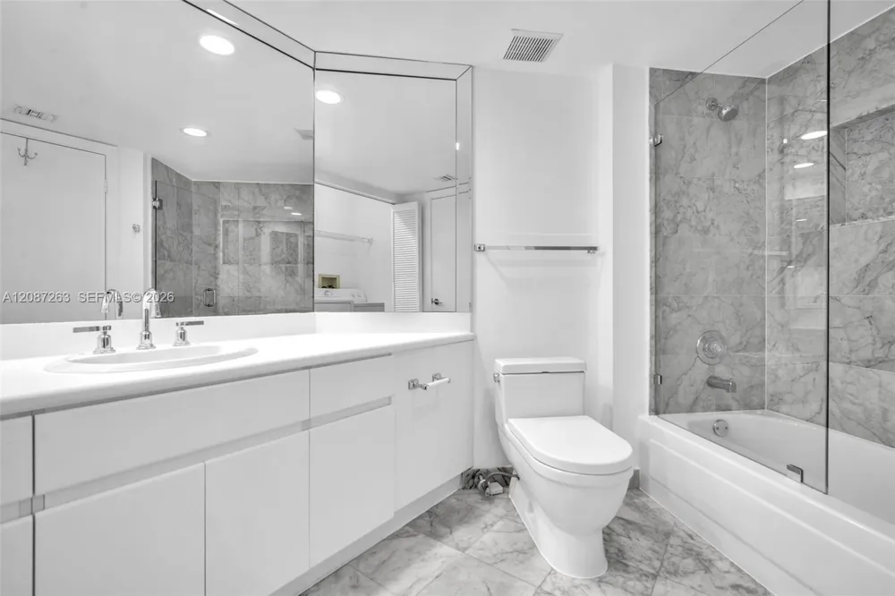 16485 Collins Ave #2136 Sunny Isles Beach, FL 33160