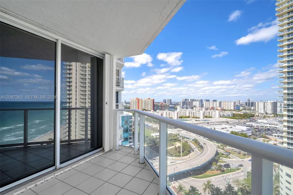 16485 Collins Ave #2136 Sunny Isles Beach, FL 33160