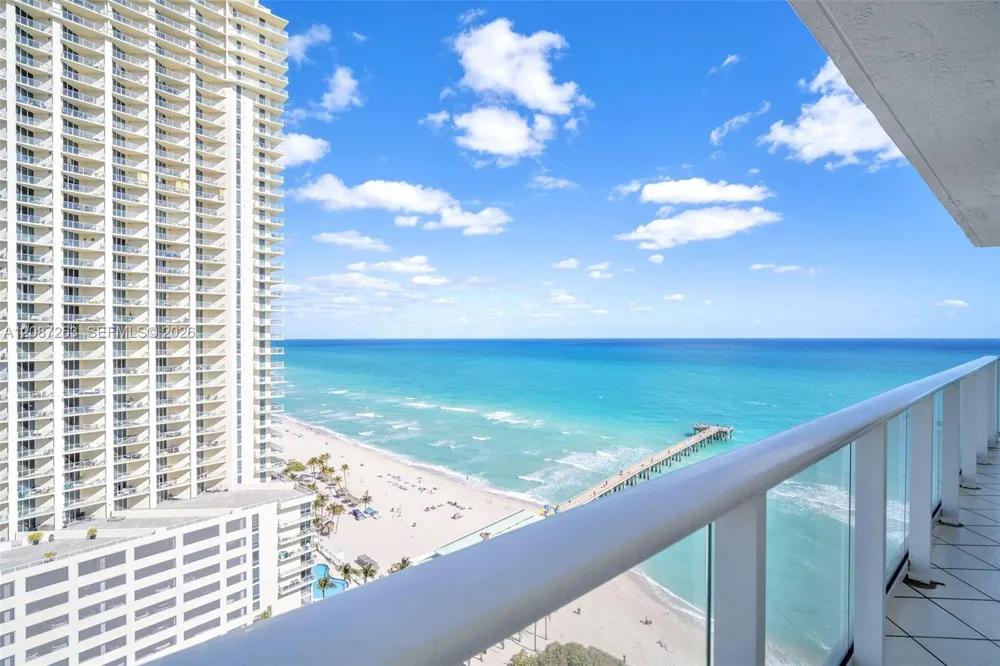 16485 Collins Ave #2136 Sunny Isles Beach, FL 33160