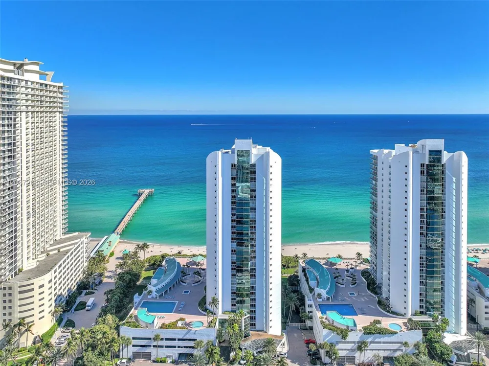 16485 Collins Ave #2136 Sunny Isles Beach, FL 33160