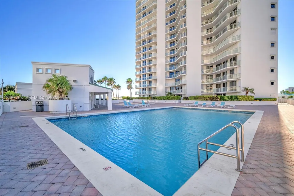 16485 Collins Ave #2136 Sunny Isles Beach, FL 33160
