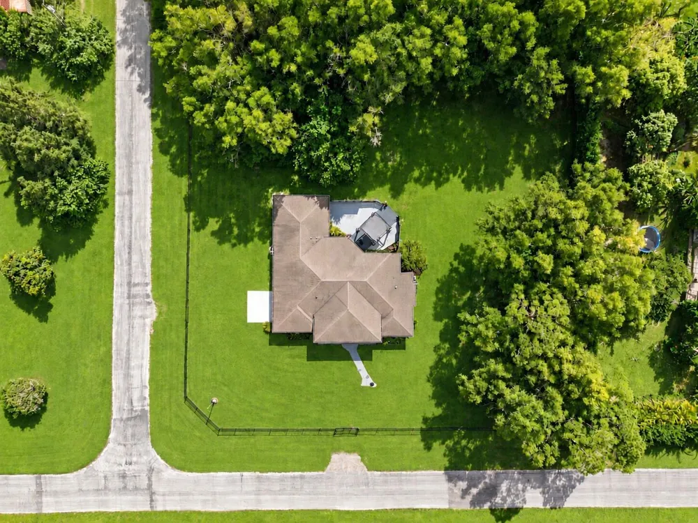 9176 190th Street Loxahatchee, FL 33470