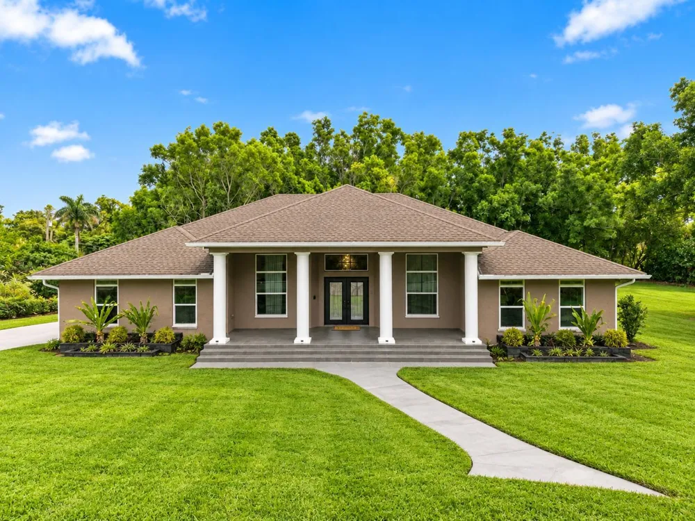 9176 190th Street Loxahatchee, FL 33470