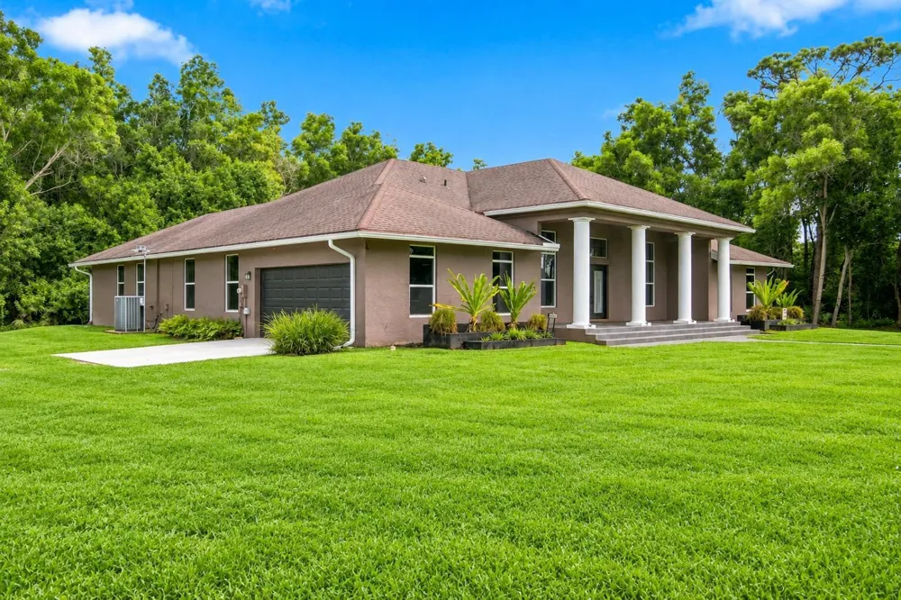9176 190th Street Loxahatchee, FL 33470