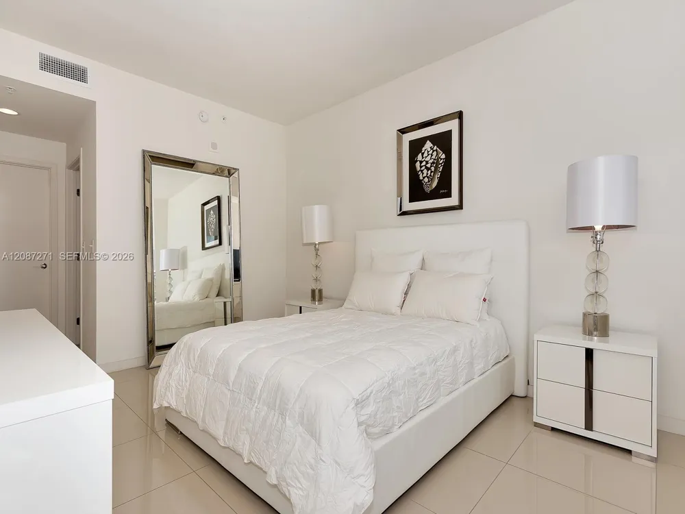 999 SW 1st Ave #2512 Miami, FL 33130