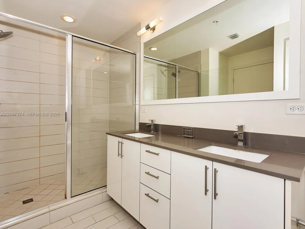 999 SW 1st Ave #2512 Miami, FL 33130