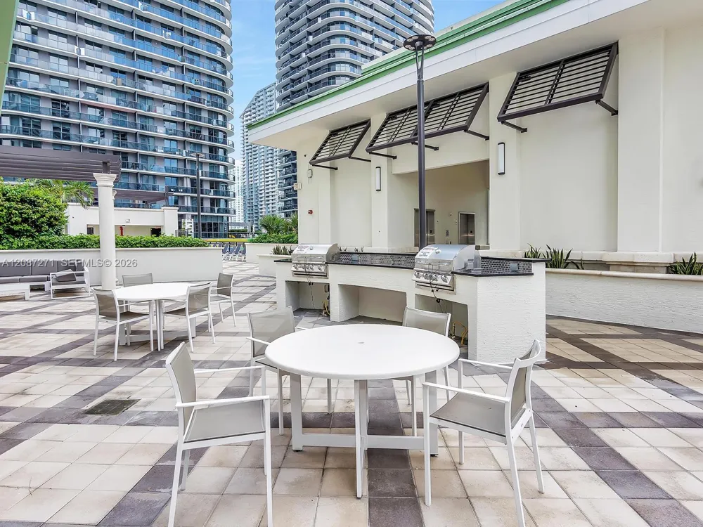 999 SW 1st Ave #2512 Miami, FL 33130
