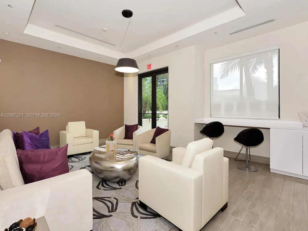 999 SW 1st Ave #2512 Miami, FL 33130