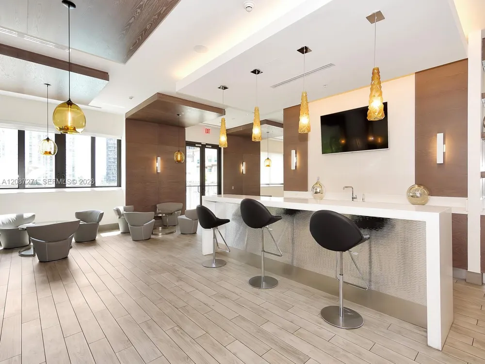 999 SW 1st Ave #2512 Miami, FL 33130