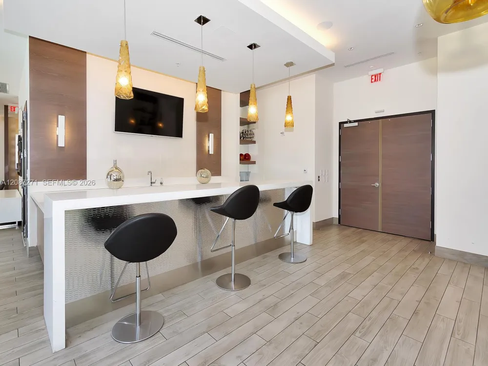 999 SW 1st Ave #2512 Miami, FL 33130