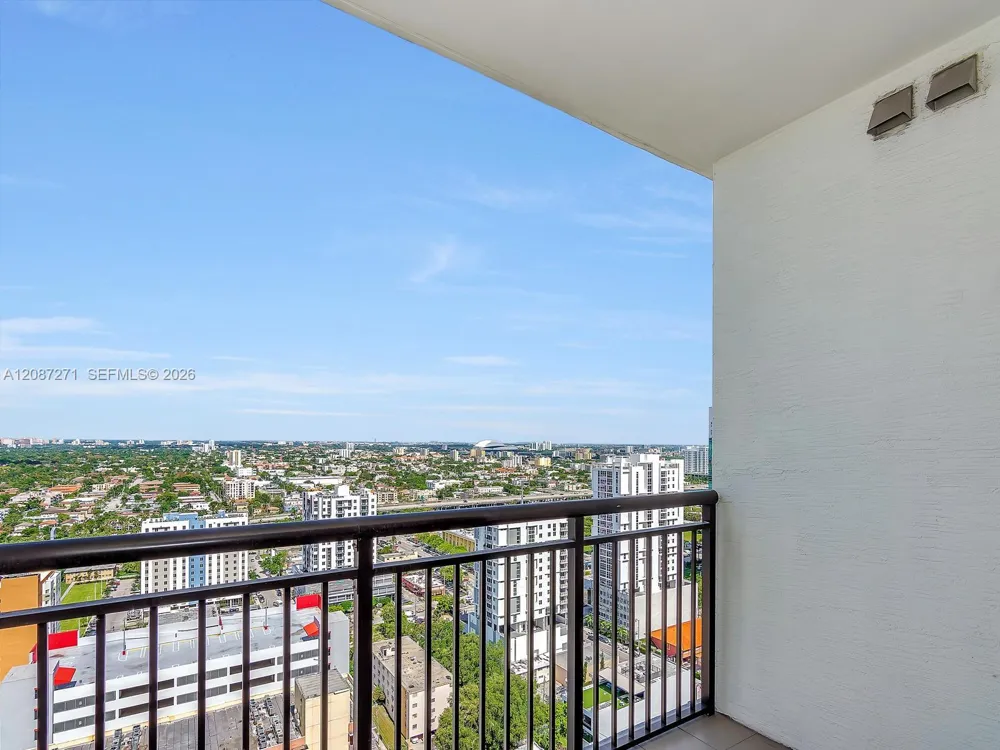 999 SW 1st Ave #2512 Miami, FL 33130