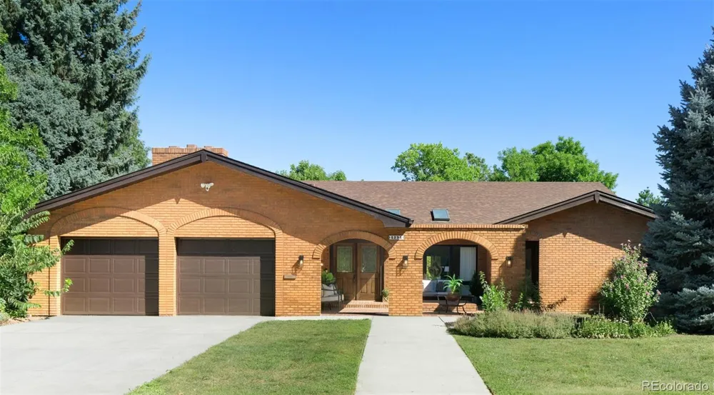 5295 W Princeton Drive Denver, CO 80235