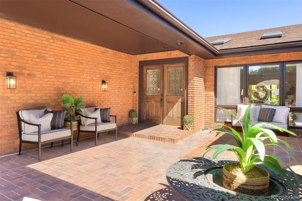 5295 W Princeton Drive Denver, CO 80235