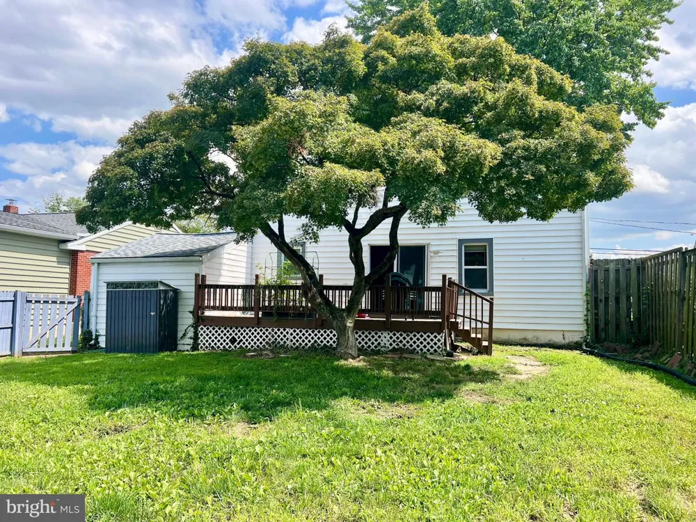 2611 WASHINGTON AVENUE Claymont, DE 19703