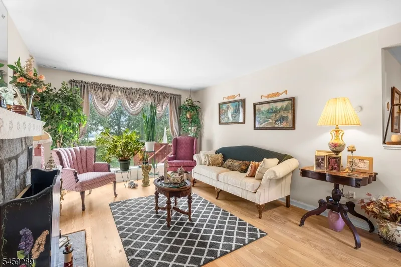 498 Morris Ave Boonton Town, NJ 07005