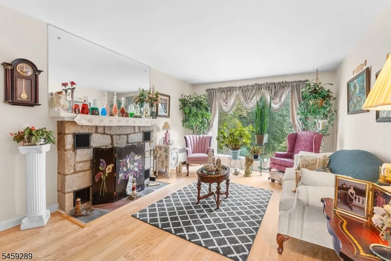 498 Morris Ave Boonton Town, NJ 07005