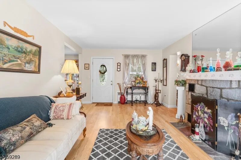 498 Morris Ave Boonton Town, NJ 07005