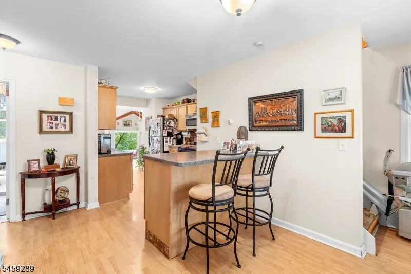 498 Morris Ave Boonton Town, NJ 07005
